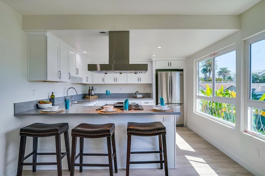 More Photos Of 1512 Sherman Pl, Long Beach Apartments For Sale
