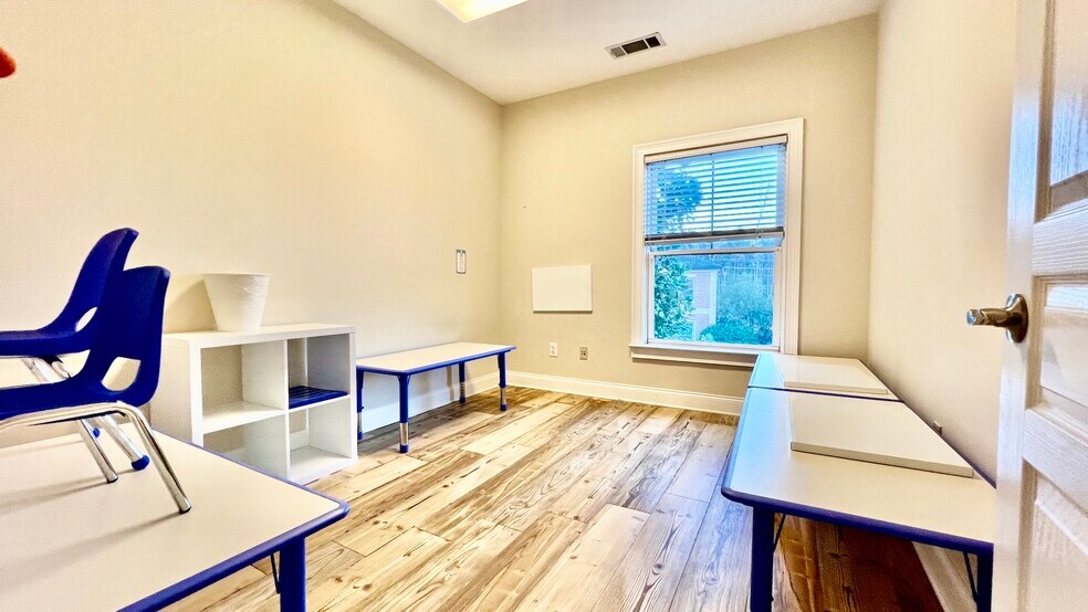 More Photos Of 4080 McGinnis Ferry Rd, Alpharetta Office For Sale