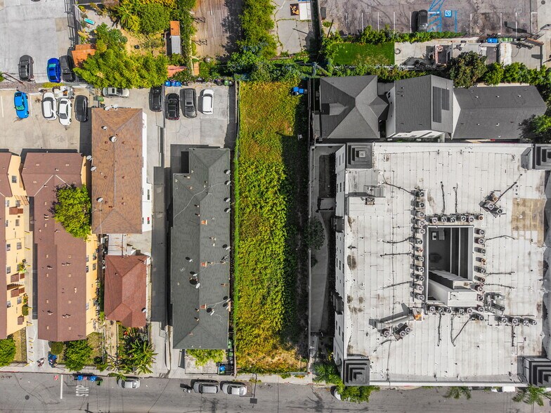More Photos Of 2113 W Court St, Los Angeles Land For Sale
