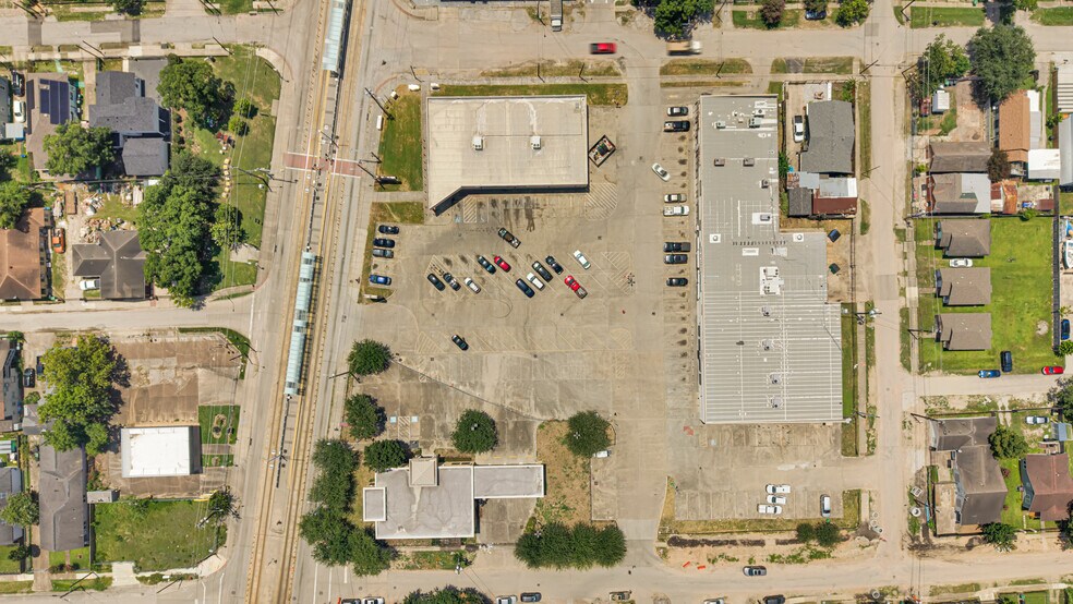 More Photos Of 2601-2619 Fulton St, Houston Unknown For Lease