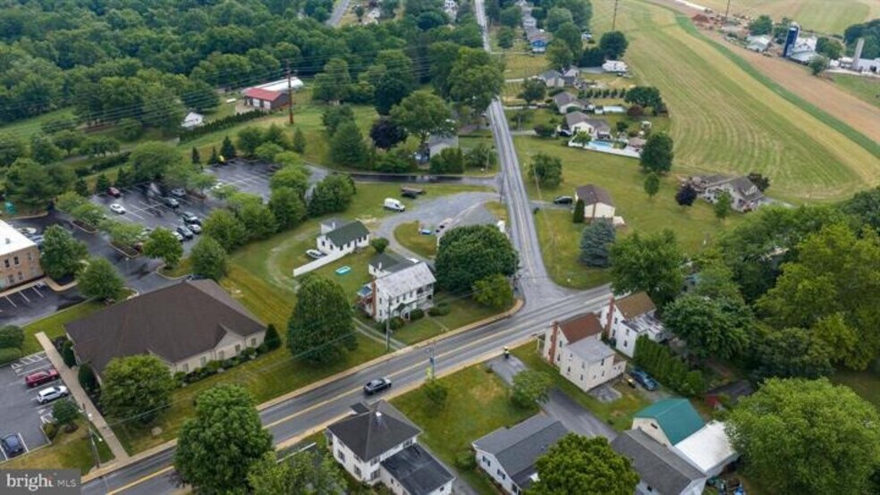 More Photos Of 2167 Main St, Lititz Flex For Sale