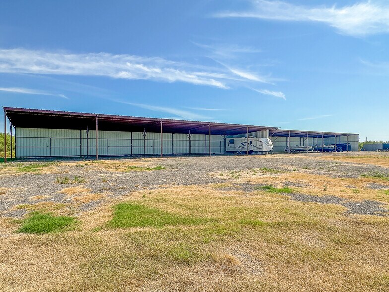 More Photos Of 9672 Seymour hwy, Wichita Falls Self Storage For Sale