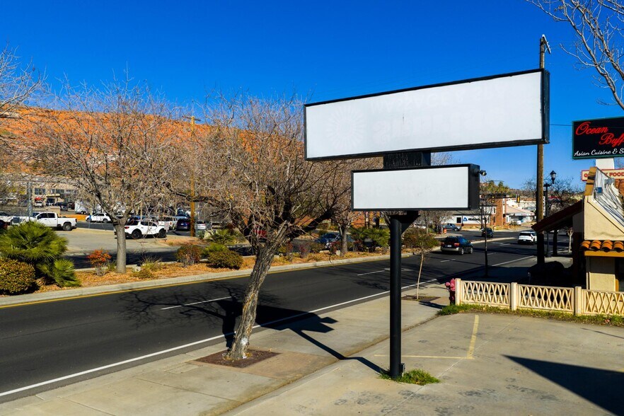 More Photos Of 328 E St George Blvd, Saint George Freestanding For Lease