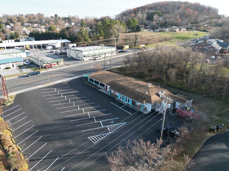 More Photos Of 865 John Marshall Hwy, Front Royal Restaurant For Sale