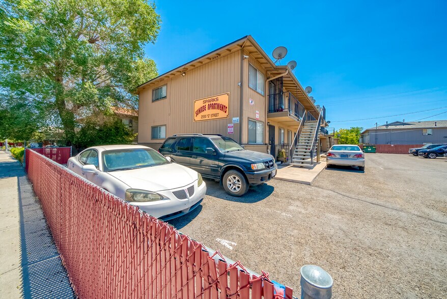 More Photos Of 2555 G St, Sparks Apartments For Sale