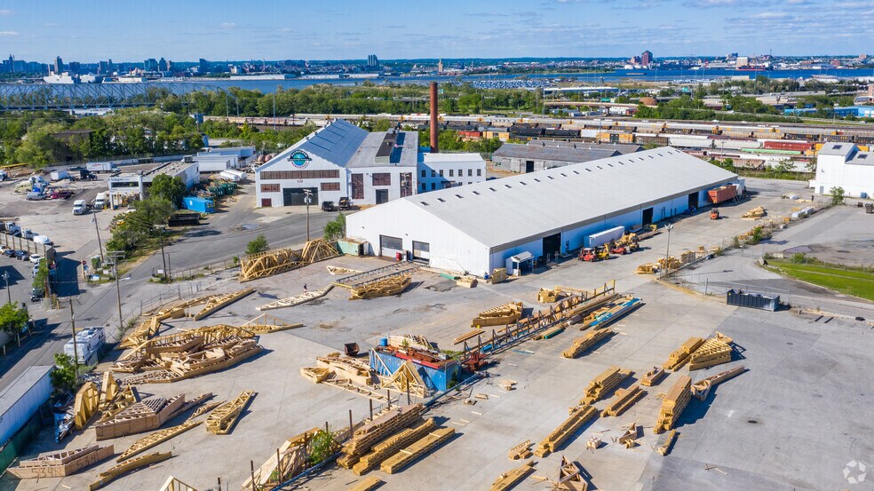 More Photos Of 1200 E Patapsco Ave, Baltimore Warehouse For Lease
