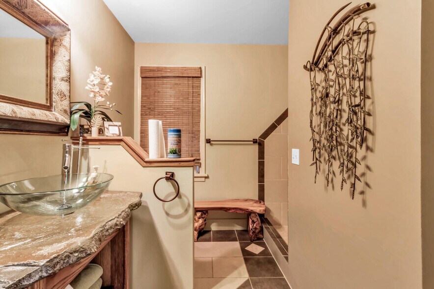 More Photos Of 5107 Langford Rd, North Collins Hospitality For Sale