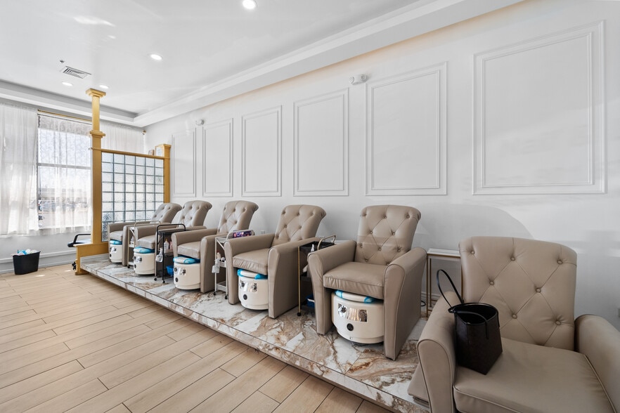 Primary Photo Of 3432-3440 S State St, Salt Lake City Fast Food For Sale