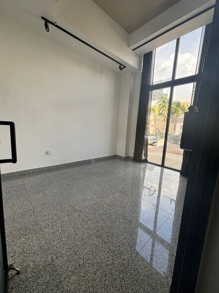 More Photos Of 1805 Ponce de Leon Blvd, Coral Gables Medical For Sale