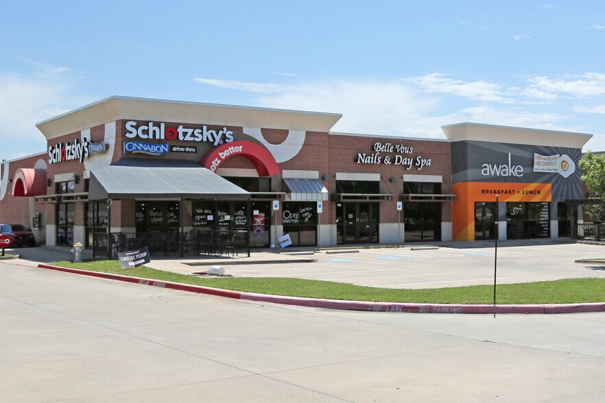 More Photos Of 3328 E Hebron Pky, Carrollton Restaurant For Lease