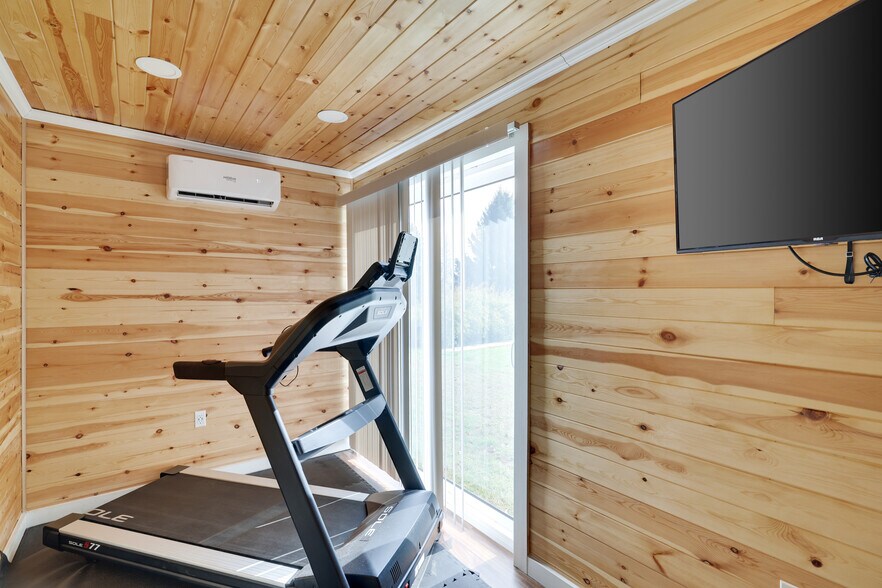 More Photos Of 2624 State Route 534, Albrightsville Hotel For Sale