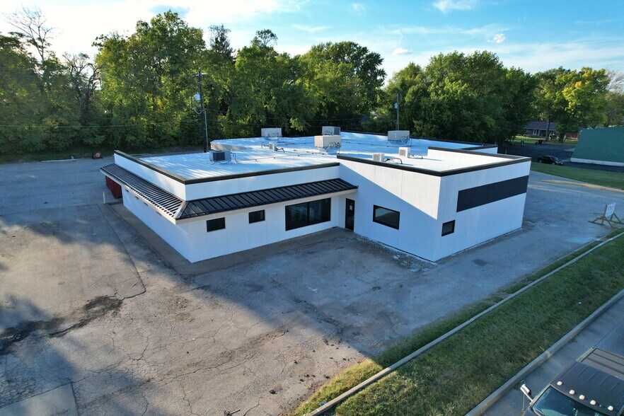 More Photos Of 700 S Limit Ave, Sedalia Medical For Lease