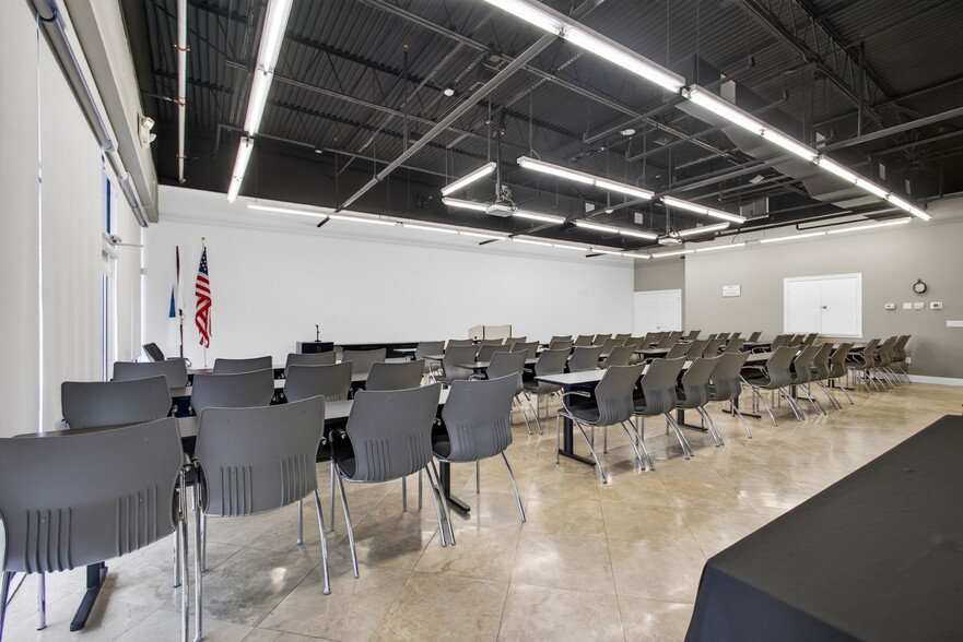 More Photos Of 2151 S Alternate A1A Hwy, Jupiter Medical For Sale