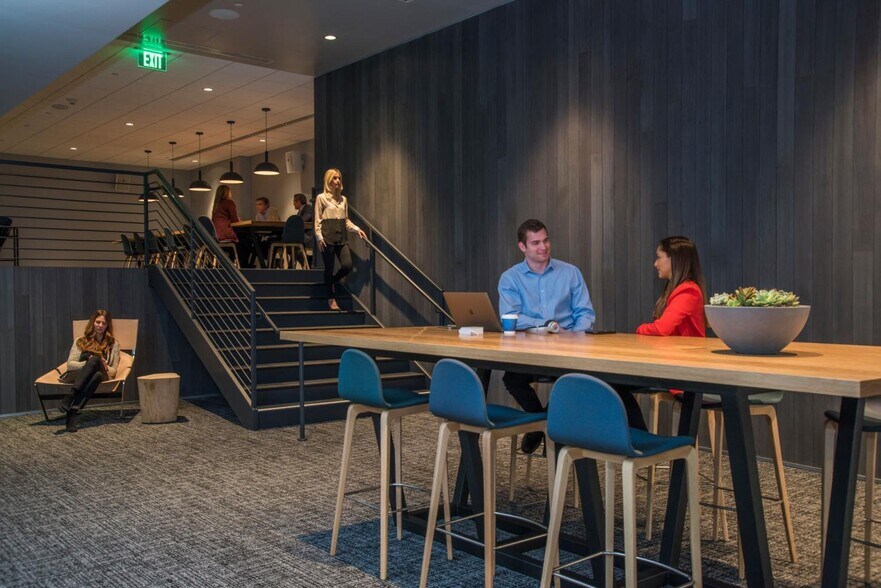More Photos Of 11601 Wilshire Blvd, Los Angeles Office For Sale