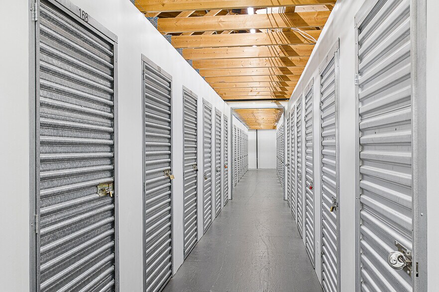 More Photos Of , Abbotsford Specialty For Sale