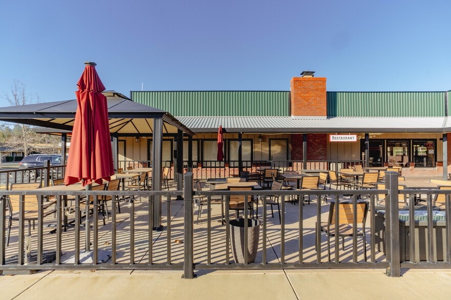 More Photos Of 5159 CA-140, Mariposa General Retail For Sale