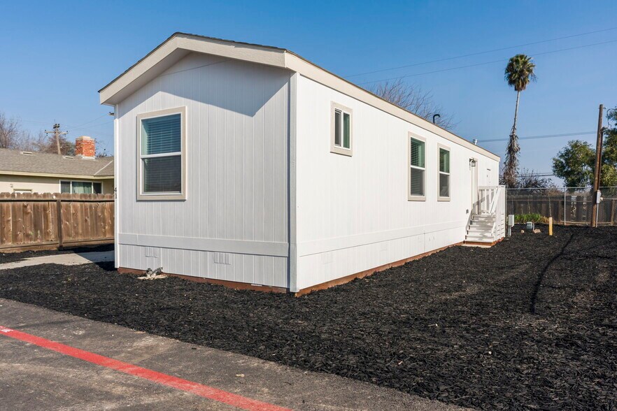 More Photos Of 2030 E Grayson Rd, Ceres Manufactured Housing Mobile Home Park For Sale