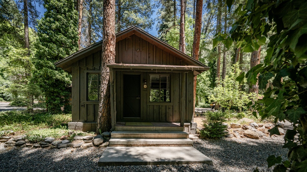 More Photos Of 9440 AZ-89A, Sedona Hotel For Sale