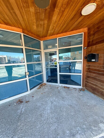 More Photos Of 323 W Galena Blvd, Aurora Office For Sale