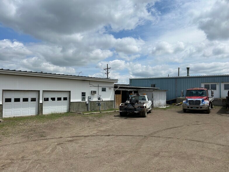 More Photos Of 3531 Memorial Hwy, Mandan Industrial For Sale