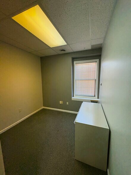 More Photos Of 4466 Darrow Rd, Stow Office For Sale