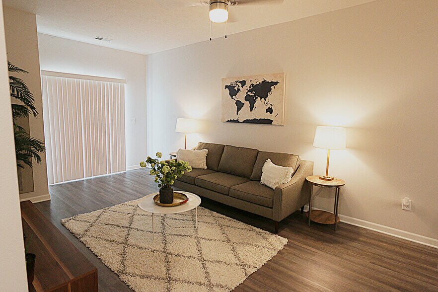 More Photos Of 1015 N 16th St, Omaha Apartments For Sale