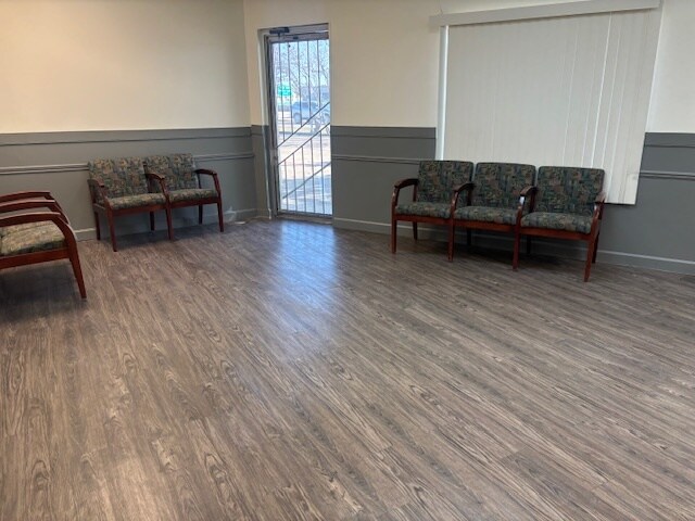 More Photos Of 4355 Interstate 30, Mesquite Office Residential For Lease