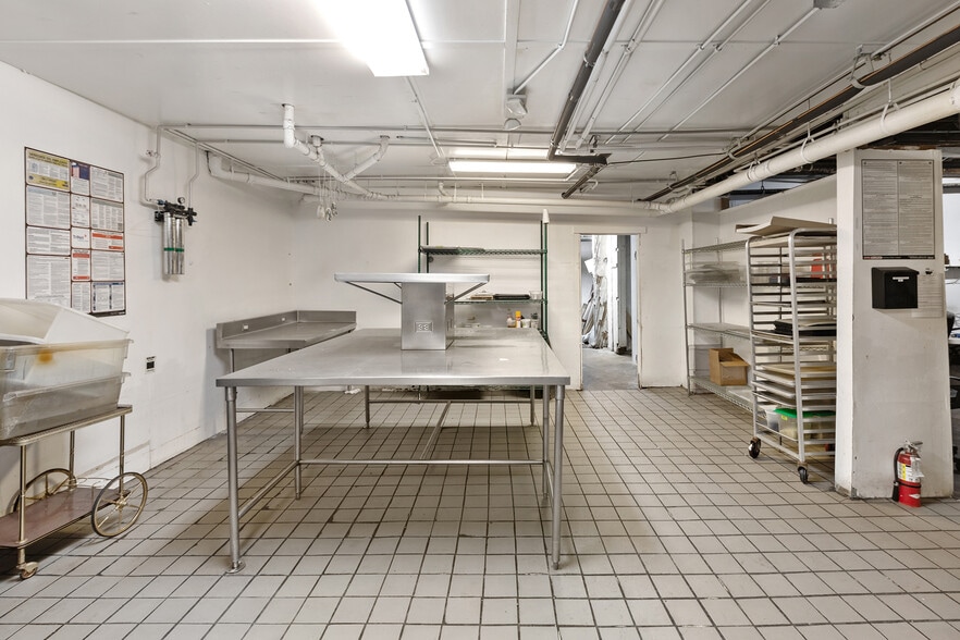 More Photos Of 373-377 Broadway St, San Francisco Apartments For Lease