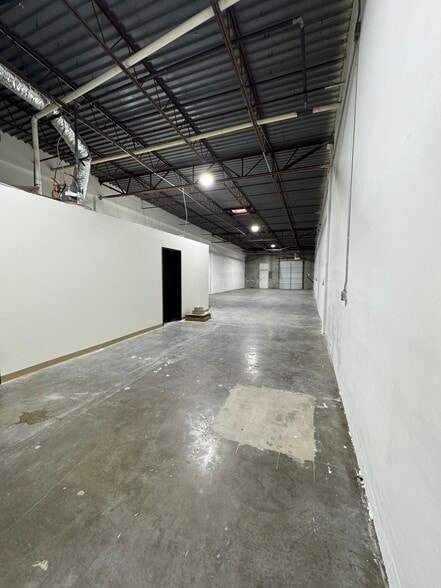More Photos Of 3801 N Interstate 35, Denton Storefront Retail Office For Lease