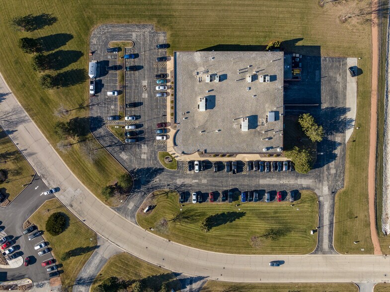 More Photos Of 1190 Corporate Center Dr, Oconomowoc Light Distribution For Sale