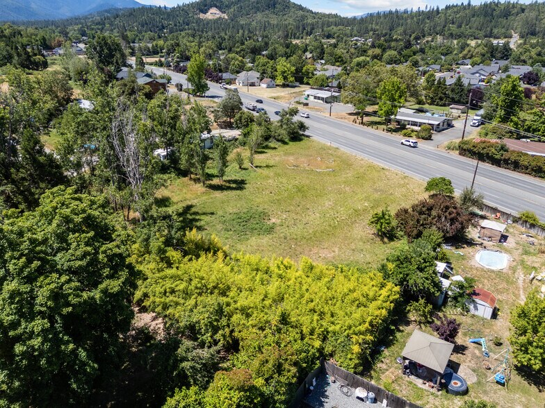 More Photos Of 2119 Williams Hwy, Grants Pass Land For Sale