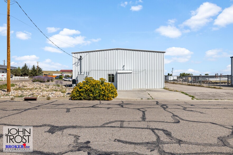 More Photos Of 781 Foster Rd, Casper Industrial For Lease