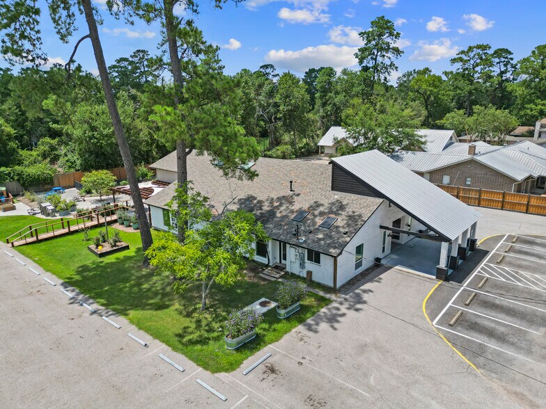 Primary Photo Of 26403 Oak Ridge Dr, Spring Flex For Lease