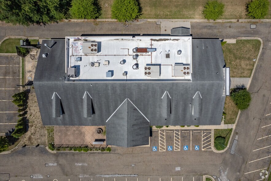 More Photos Of 4396 Kent Rd, Stow Restaurant For Sale