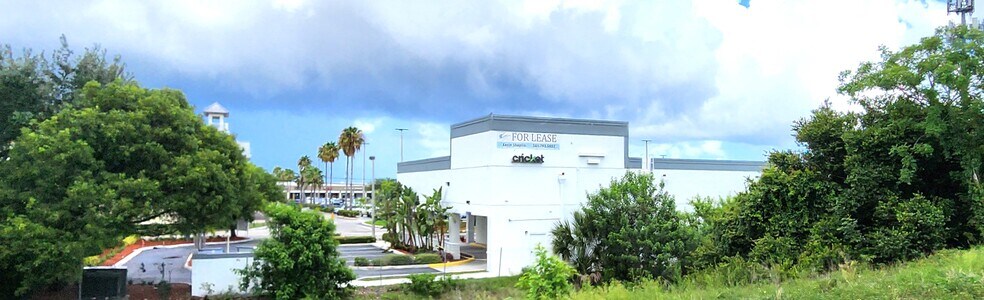 More Photos Of 503-523 Ridge Rd, Lantana Storefront For Lease