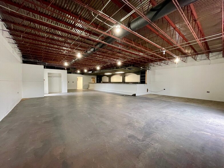More Photos Of 2323 Dayton St, Aurora Freestanding For Lease