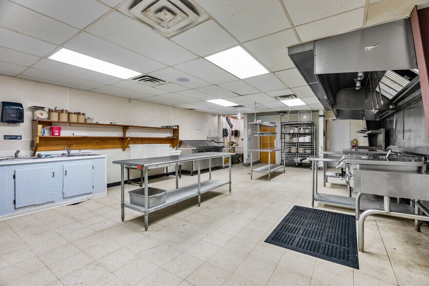 More Photos Of 3801 Happy Bend Rd, Atkins Restaurant For Sale