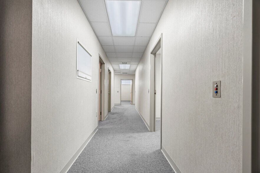 More Photos Of 170 Cardiology Pl, Commerce Healthcare For Lease