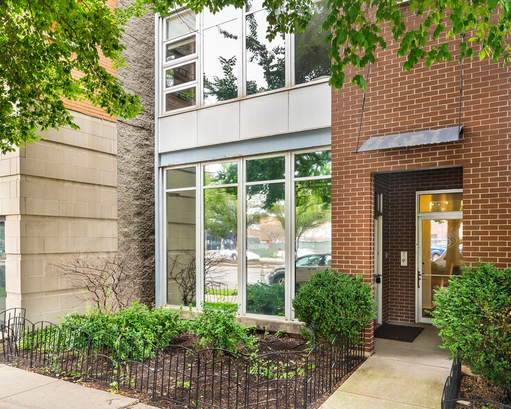 Primary Photo Of 2716 N Ashland Ave, Chicago Office Residential For Sale