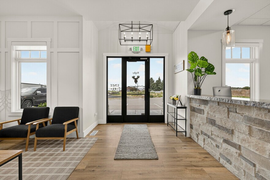 More Photos Of 688 Rigby Lake Dr, Rigby Healthcare For Sale