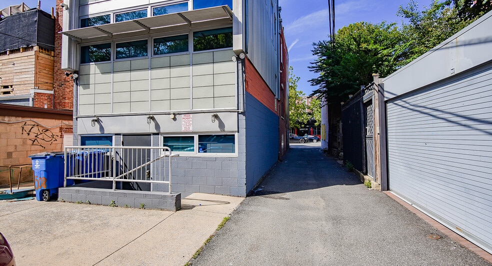 More Photos Of 1508 U St NW, Washington Office For Sale
