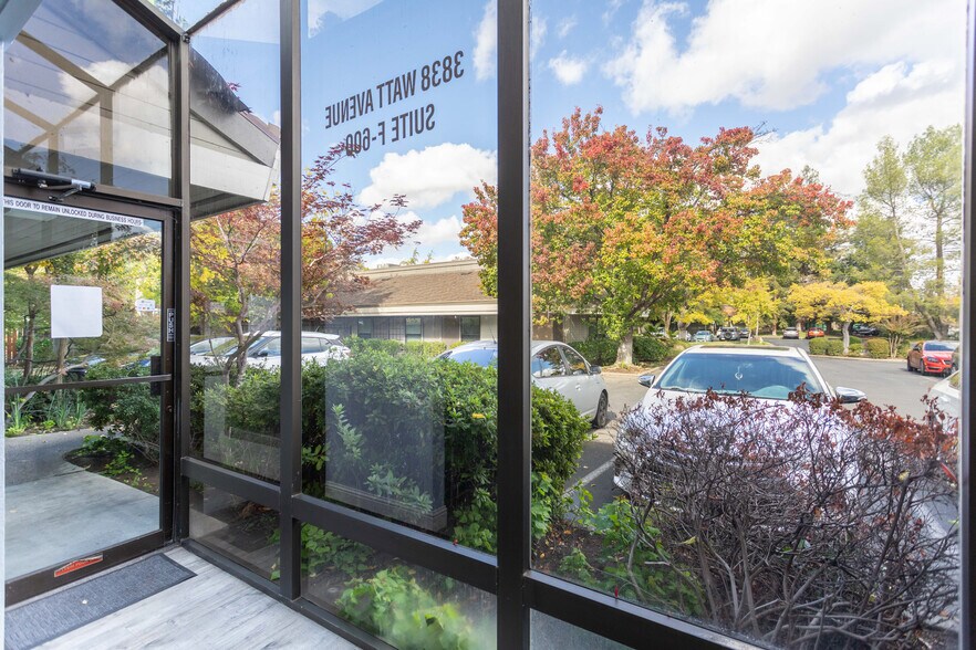 More Photos Of 3838 Watt Ave, Sacramento Medical For Sale