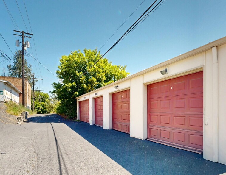 More Photos Of 139 N Grand Ave, Pullman Apartments For Sale