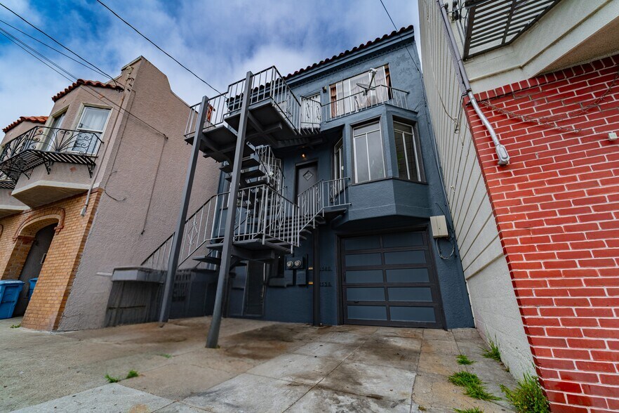 More Photos Of 1538 Thomas Ave, San Francisco Apartments For Sale