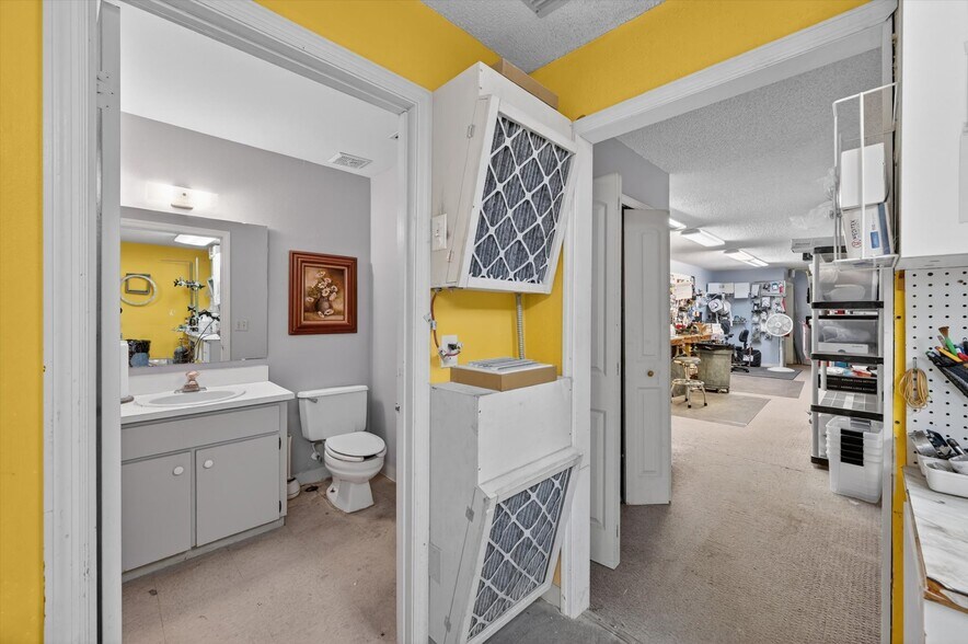 More Photos Of 7 W Main St, Apopka Office For Sale