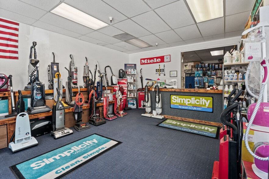 More Photos Of 307 N State St, Ukiah Office For Sale