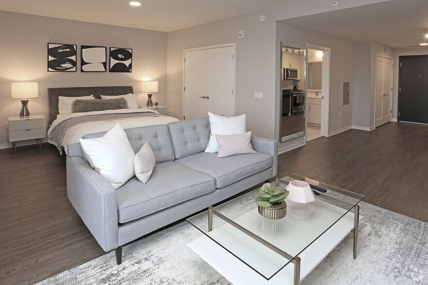 More Photos Of 365 Nicollet Mall, Minneapolis Apartments For Sale