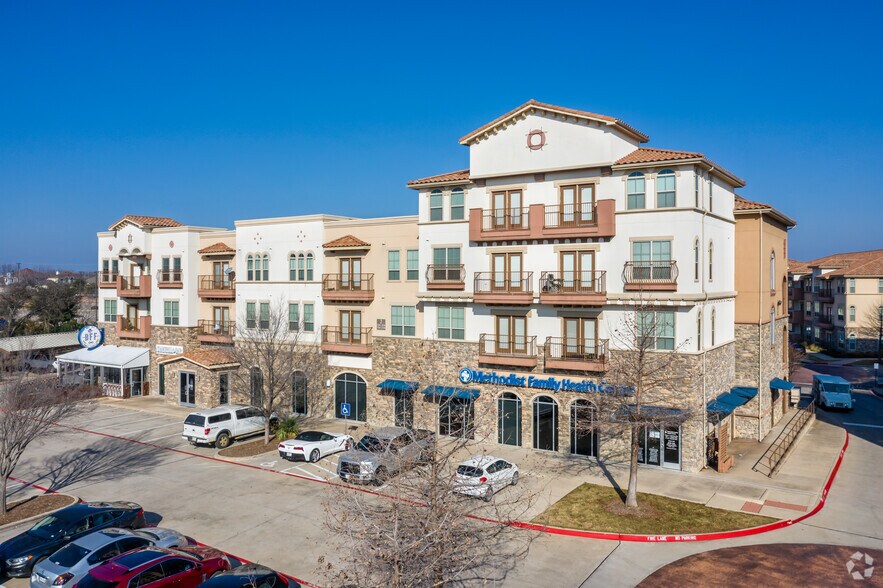 More Photos Of 1601 E Debbie Ln, Mansfield Apartments For Lease