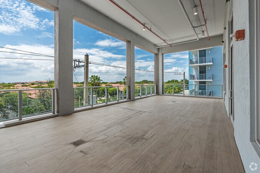 More Photos Of 8175 NW 107th Ave, Doral Apartments For Lease