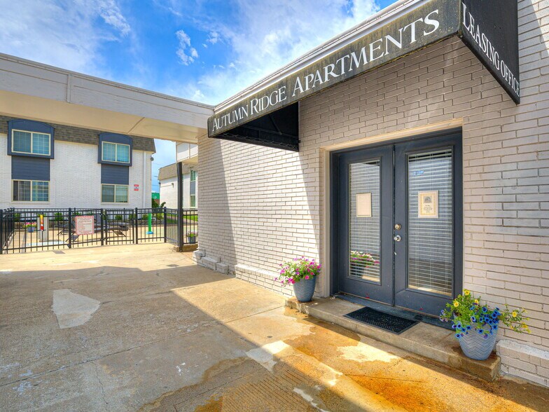 More Photos Of 1713 S Memorial Dr, Tulsa Apartments For Sale